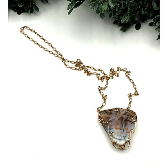 Handcrafted Wire-Wrapped Agate Pendant Necklace With Gold-Tone Chain - Picture 3 of 5